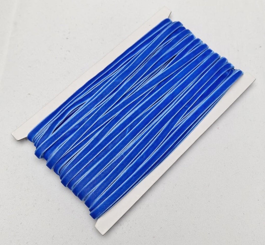 VELVET RIBBION OF BLUE