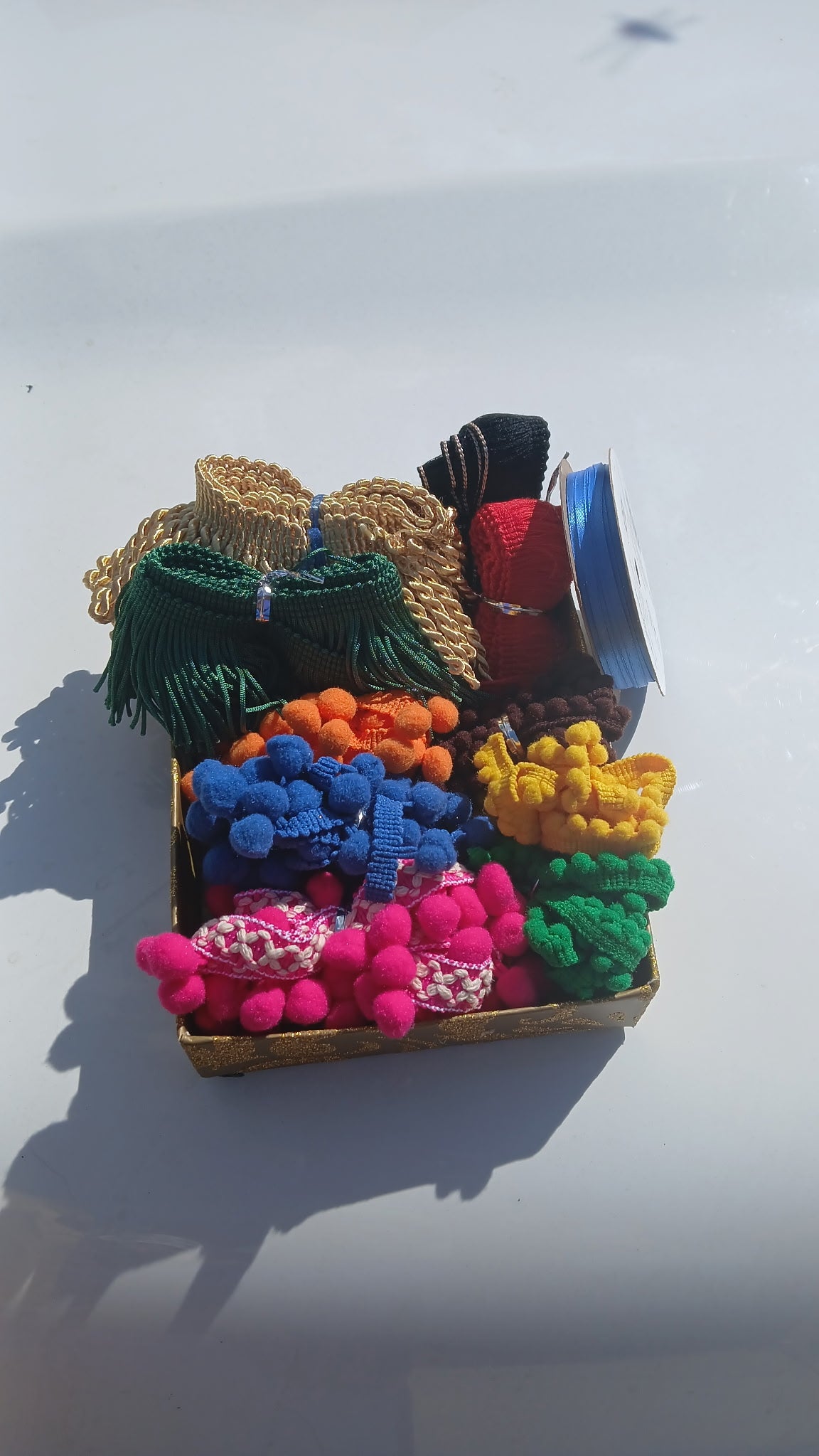 Mystery box 10 yard fringes and trims with free ribbion