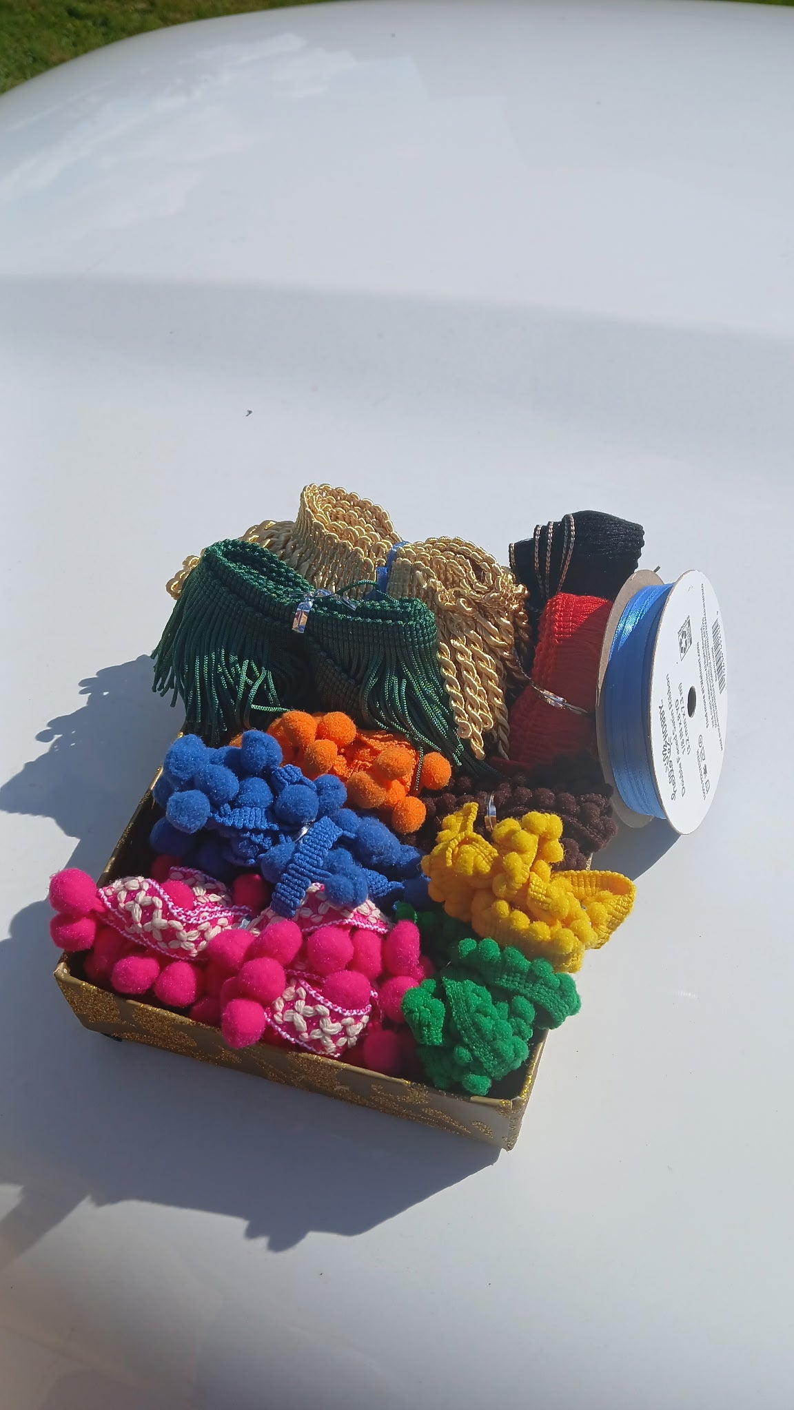 Mystery box 10 yard fringes and trims with free ribbion