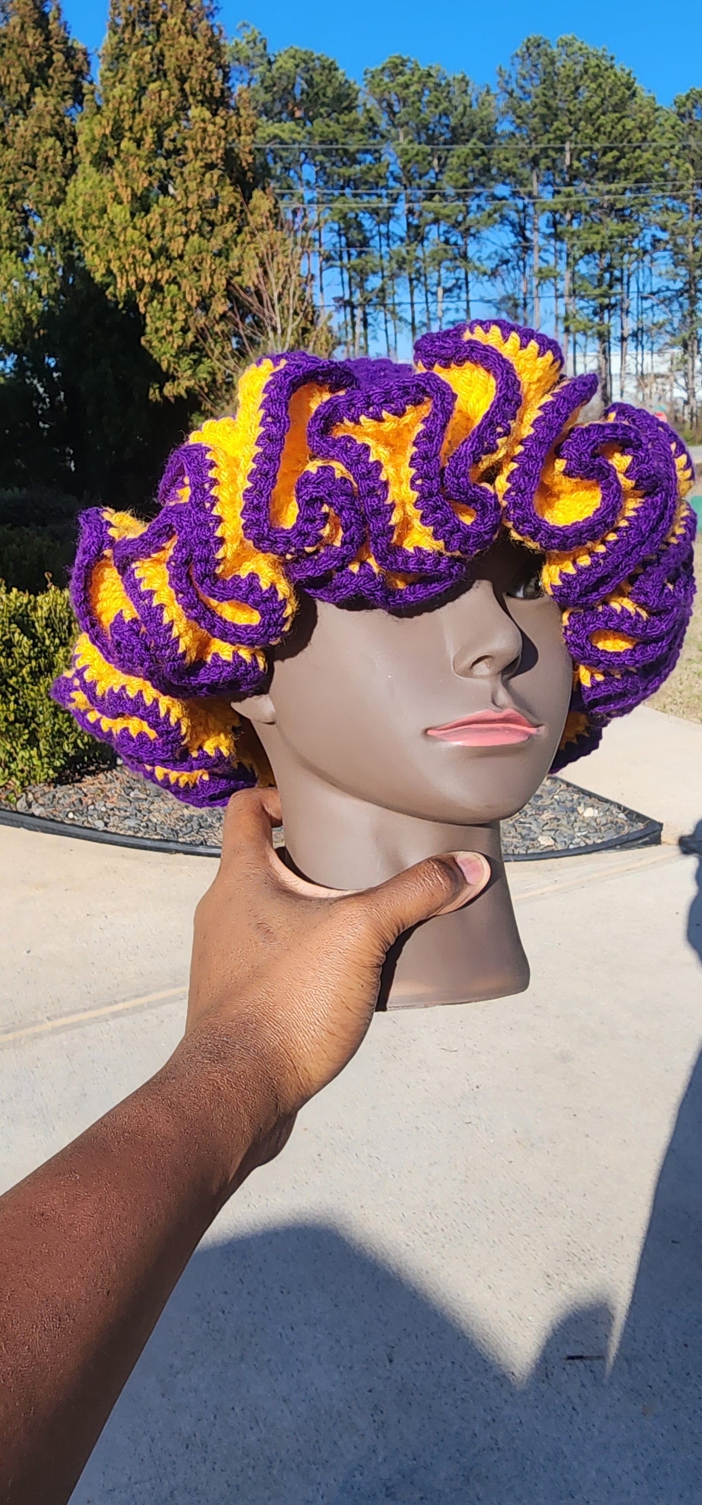 Purple trim bucket hat