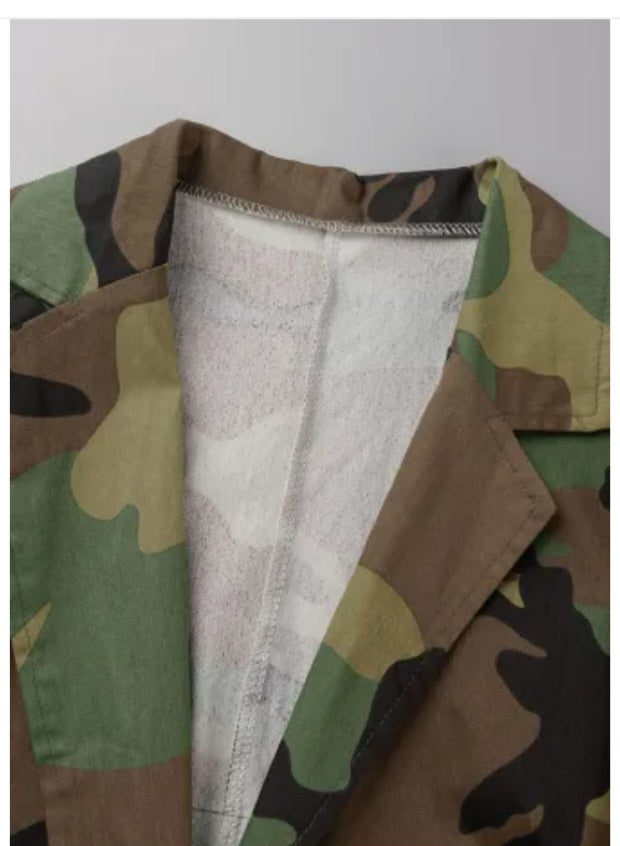 Multi color camouflage jacket