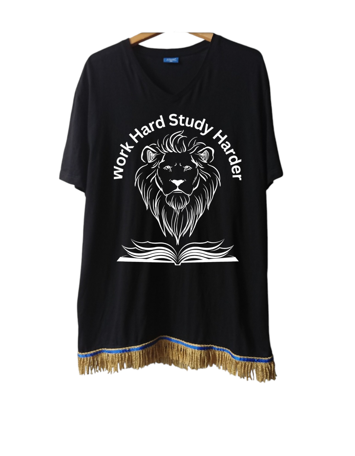 Lion Graphic t-shirt for men Work Hard Saty Humble