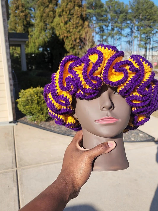 Purple trim bucket hat