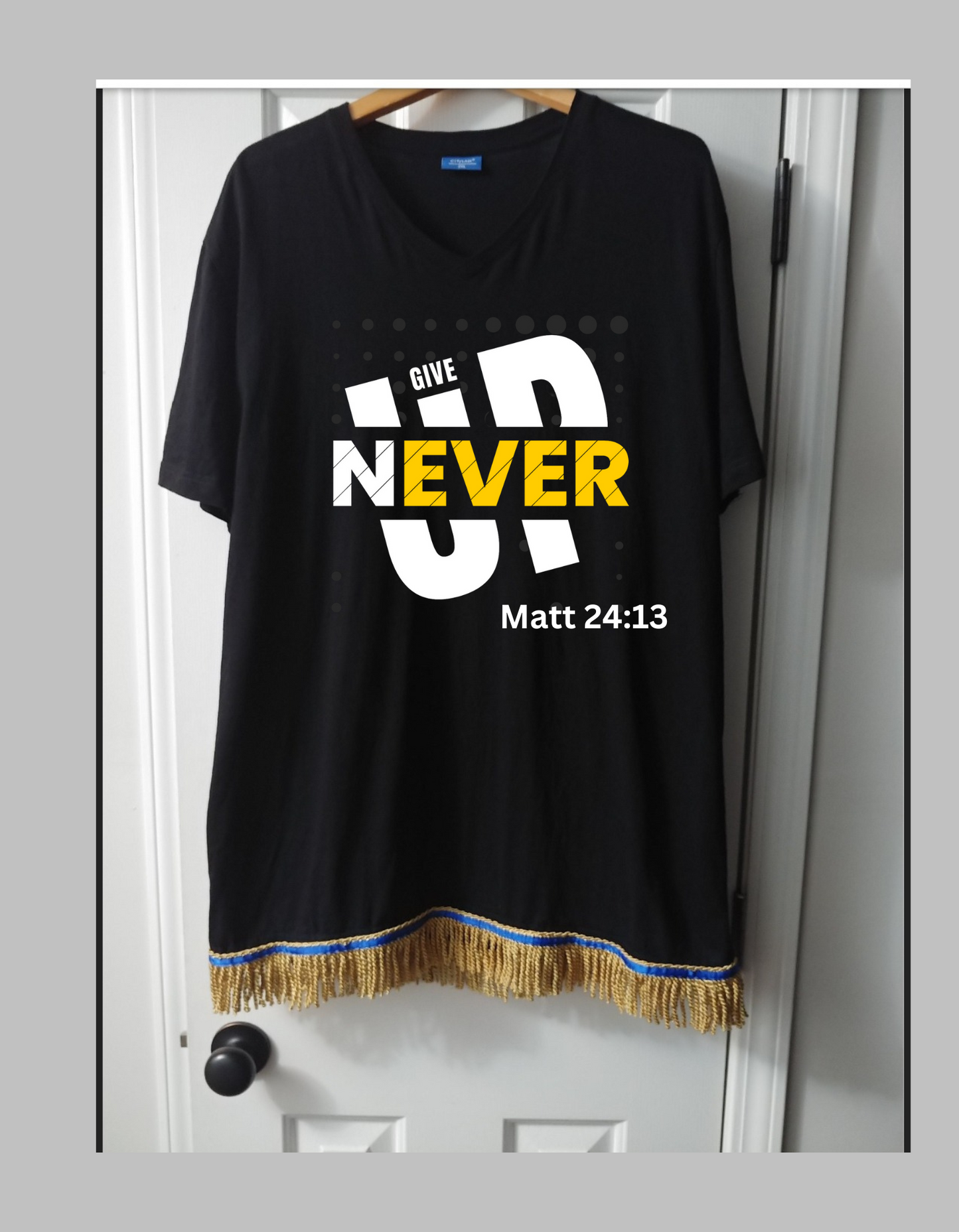 Never Give Up Graphic t-shirt men